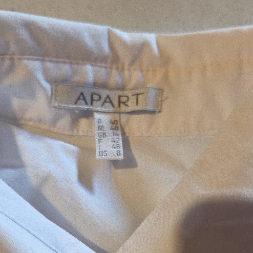 Chic White Puff Button Down Shirt - image 2